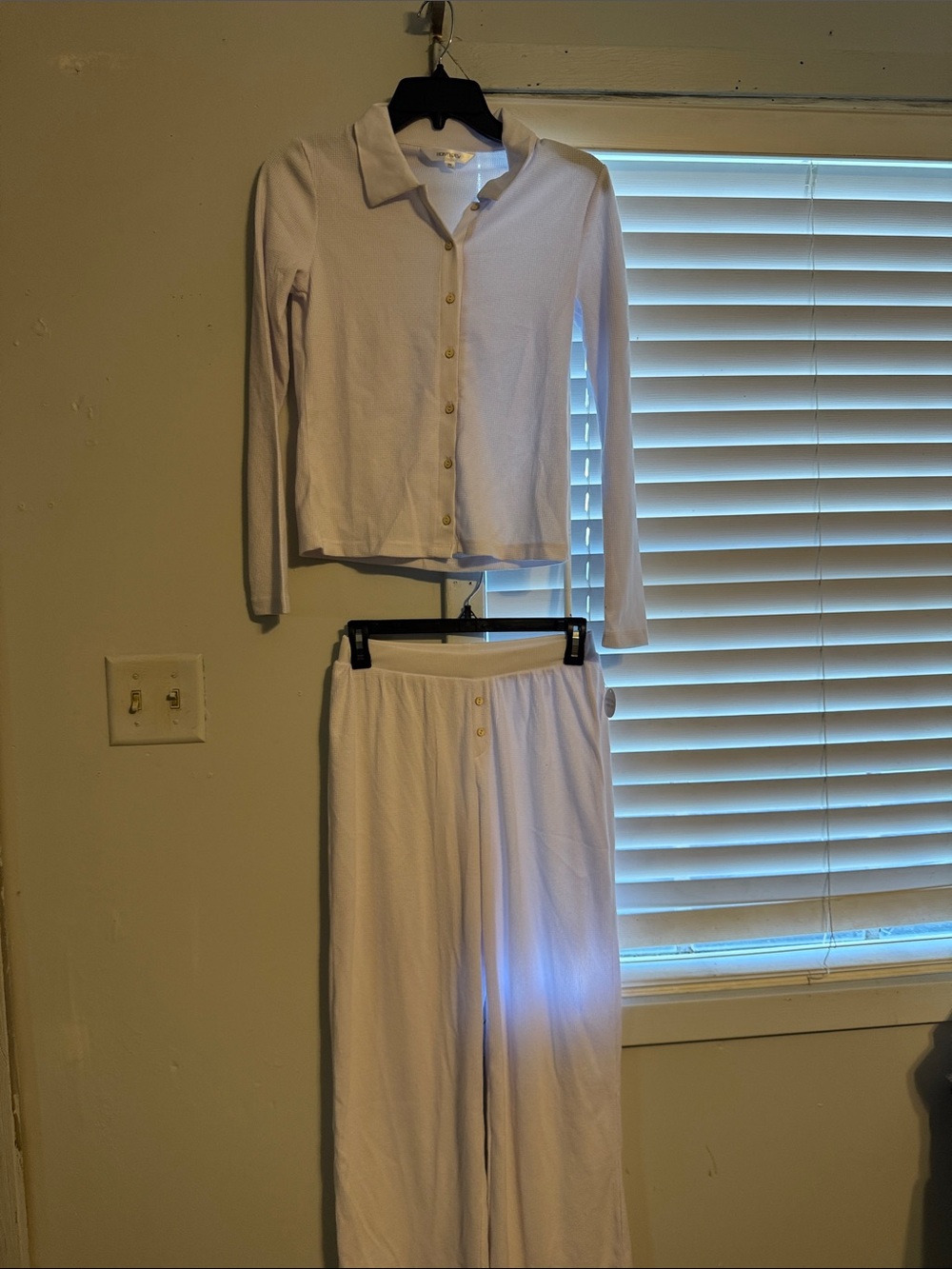 Honeydew Intimates White Button-Up Pajama Set
